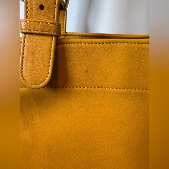 Vintage Coach Waverly SoHo Buckle Bag # 4157 - Picture 9 of 16